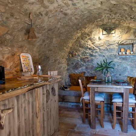 Holiday home Charmante Bergerie A Tres Belle Vue Avec Jardin Cargese